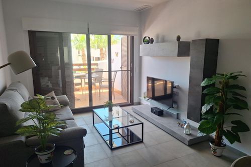 Casa Roberto WINTER Apartamento moderno y alegre en San Juan de los Terreros, Andalucía, España, con piscina comunitaria para 4 personas. El apartamento se encuentra en un complejo turístico, en una zona costera y residencial, cerca de supermercados y a 500 m de la playa....