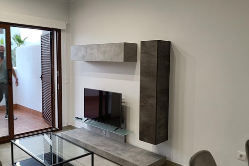 Casa Roberto WINTER Appartement moderne et ensoleillé à San Juan de los Terreros, en Andalousie, Espagne, avec une piscine commune pour 4 personnes. L'appartement est situé dans une station balnéaire, dans une zone côtière et résidentielle, à proximité des supermarchés et à 500 m de la plage....