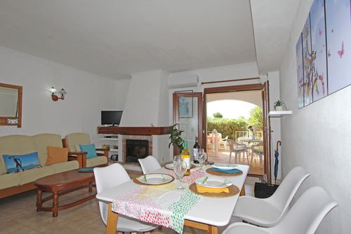 Casa Rinconcito 4 Rustic and lovely house with communal pool in Moraira, Costa Blanca, Spain for 4 persons. The house is situated in a rural and residential area and is 3 km from the beach....