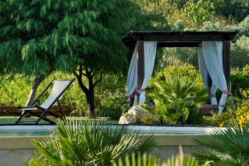 Villa Citrea Villa avec piscine privée à Selinunte, Sicile, Italie pour 8 personnes. La maison dispose de 4 chambres et 4 salles de bains....