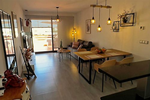 Casa Selisa Agradable y alegre apartamento en San Juan de los Terreros, Andalucía, España, con piscina comunitaria para 5 personas. El apartamento está situado en un complejo de playa, en una zona residencial y montañosa cercana a supermercados y a 200 m de la playa....