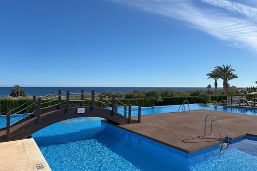 Casa Selisa Agradable y alegre apartamento en San Juan de los Terreros, Andalucía, España, con piscina comunitaria para 5 personas. El apartamento está situado en un complejo de playa, en una zona residencial y montañosa cercana a supermercados y a 200 m de la playa....