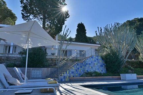 Villa Manna Villa in Cefalù, Sizilien, Italien mit einem privaten Pool für 8 Personen. Das Ferienhaus befindet sich in einer hügeligen Strandgegend und ist 4 km vom Strand entfernt....