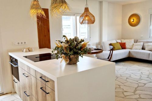 Appartement Feliza l'Arenal Schönes Apartment in Javea, Costa Blanca, Spanien für 4 Personen. Das Apartment befindet sich in einem städtischen Strandgebiet, in der Nähe von Restaurants und Bars, Geschäften und Supermärkten, nur 500 m vom Strand entfernt....