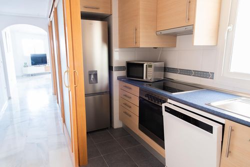 Calpe Bay 3BDR Красивые и комфортабельные апартаменты с общим бассейном в Кальпе, Коста-Бланка, Испания, для 6 человек. Апартаменты расположены в городской местности, рядом с ресторанами и барами, магазинами и супермаркетами, в 1 км от пляжа....