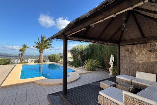 Casa Creativa Villa mit privatem Pool in Benitachell, Costa Blanca, Spanien, für 6 Personen. Das Haus befindet sich in einer Wohngegend....