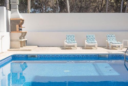 Villa Playa del Sur Villa med privat pool i Capafonts, Tarragona, Spanien för 18 personer. Huset är beläget i ett urbant strandområde....