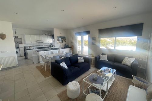 Beaumont Прекрасная и уютная вилла с частным бассейном в Хавее, Коста-Бланка, Испания, предназначенная для 6 человек. Дом находится вблизи ресторанов и баров, всего в 3 км от пляжа Ареналь....