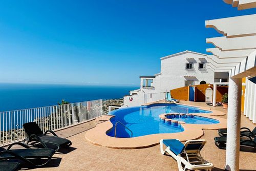 Dúplex Panorama X0208 Appartement met gemeenschappelijk zwembad in Benitachell, Costa Blanca, Spanje voor 6 personen. Het appartement is gelegen in een kustachtige, heuvelachtige en residentiële omgeving....