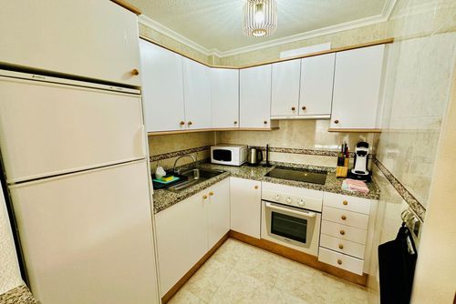 Apartamento Montecala PC077 Bel et confortable appartement à Benitachell, Costa Blanca, Espagne, avec piscine commune pour 4 personnes. L'appartement est situé dans un quartier côtier, vallonné et résidentiel, à 4 km de la plage....