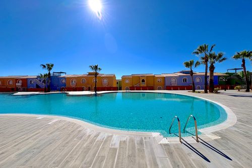 Apartament LaBella Cumbre del Sol Appartement met gemeenschappelijk zwembad in Benitachell, Costa Blanca, Spanje voor 4 personen. Het appartement is gelegen in een vakantiecomplex met bar en restaurant, in een kust-, heuvelachtig en residentieel gebied, op 4 km van het strand....