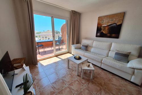 Apartamento Paz VF012 Lägenhet med gemensam pool i Benitachell, Costa Blanca, Spanien för 4 personer. Lägenheten är belägen i en semesteranläggning med bar och restaurang, i ett kustnära, kuperat och bostadsområde, 4 km från stranden....