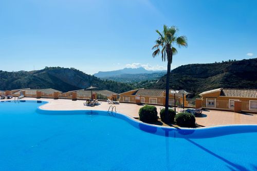 Apartamento Jardines PG018 Appartement in Benitachell, Costa Blanca, Spanje met gemeenschappelijk zwembad voor 4 personen. Het appartement is gelegen in een kust-, heuvelachtige en residentiële omgeving, en ligt op 4 km van het strand....