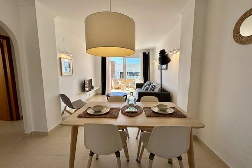 Apartamento Jardines PG018 Appartement in Benitachell, Costa Blanca, Spanje met gemeenschappelijk zwembad voor 4 personen. Het appartement is gelegen in een kust-, heuvelachtige en residentiële omgeving, en ligt op 4 km van het strand....