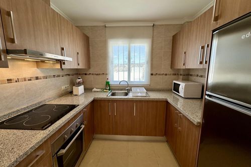 Apartamento Jardines PG014 Apartamento en Benitachell, Costa Blanca, España, con piscina comunitaria para 4 personas. El apartamento está situado en una zona costera, montañosa y residencial, a 4 km de la playa....