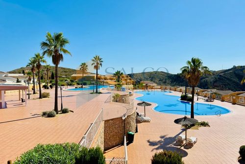 Apartamento Jardines PG010 Apartment with communal pool in Benitachell, Costa Blanca, Spain for 4 persons. The apartment is situated in a coastal, hilly, and residential area, and is 4 km from the beach....