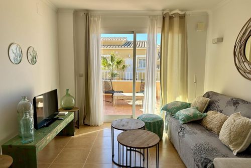 Apartamento Jardines PG004 Apartamento con piscina comunitaria en Benitachell, Costa Blanca, España, para 4 personas. El apartamento está situado en una zona residencial costera y montañosa, a 4 km de la playa....