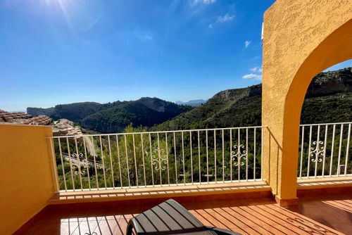 Apartamento Jardines PH009 Beautiful and comfortable apartment in Benitachell, Costa Blanca, Spain for 4 persons. The apartment is situated in a coastal, residential and mountainous area....