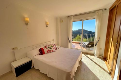 Apartamento Jardines PH009 Beautiful and comfortable apartment in Benitachell, Costa Blanca, Spain for 4 persons. The apartment is situated in a coastal, residential and mountainous area....