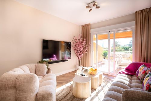 Voramar III by the beach large terrace Wonderful and luxury apartment with communal pool in Calpe, Costa Blanca, Spain for 4 persons. The apartment is situated in a holiday complex with bar and restaurant, in a residential beach area, close to shops and supermarkets, at 25 m from Playa de la Fosa beach and at 25 m from the Mediterranean Sea....