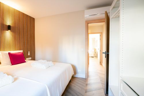 Voramar III by the beach large terrace Wonderful and luxury apartment with communal pool in Calpe, Costa Blanca, Spain for 4 persons. The apartment is situated in a holiday complex with bar and restaurant, in a residential beach area, close to shops and supermarkets, at 25 m from Playa de la Fosa beach and at 25 m from the Mediterranean Sea....