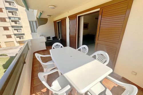 Playa Grande 85 by homeprive Beautiful and comfortable apartment in Denia, Costa Blanca, Spain with a communal pool for 4 persons. The apartment is situated in a residential beach area, close to restaurants and bars, shops and supermarkets, and just 25 m from the beach....