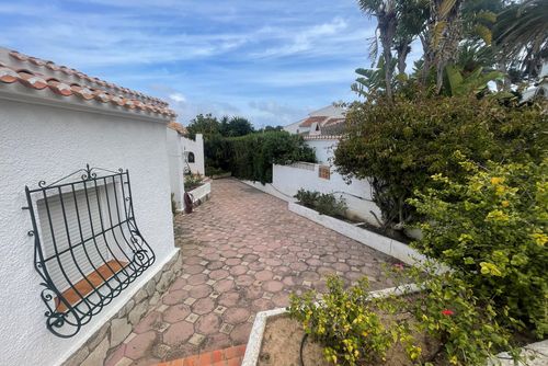 Toscal 6 Villa with private pool in Javea, Costa Blanca, Spain for 6 persons. The house is situated close to restaurants and bars and is 3 km from the beach....