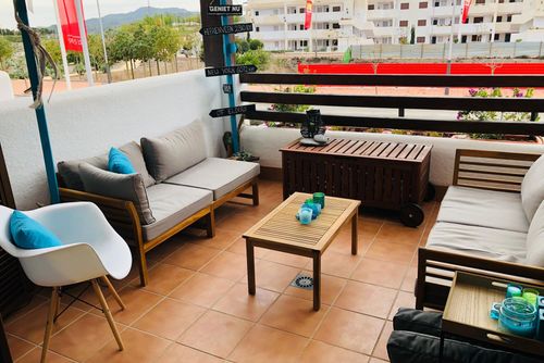 Casa Laninya WINTER Hermoso y alegre apartamento en San Juan de los Terreros, Andalucía, España, con piscina comunitaria para 4 personas. El apartamento se encuentra en un complejo turístico en una zona costera y residencial, cerca de supermercados y a 500 m de la playa....