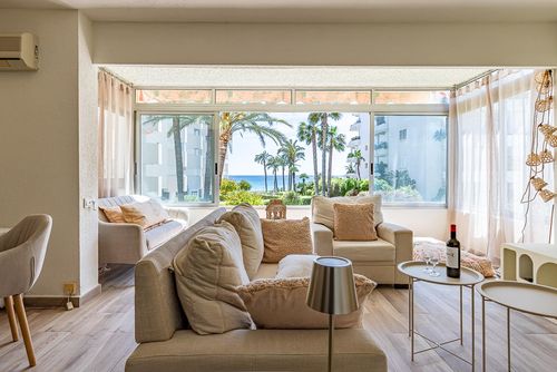 Altea Soleil Wunderbare und freundliche Wohnung mit Gemeinschaftspool in Altea, Costa Blanca, Spanien für 4 Personen. Die Wohnung befindet sich in einem Wohngebiet in Strandnähe....