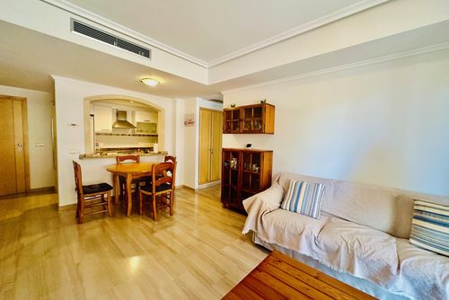 LA GUITARRA Beautiful and comfortable apartment in Javea, Costa Blanca, Spain with communal pool for 4 persons. The apartment is situated in a coastal and residential area, close to restaurants and bars, shops and supermarkets and 2 km from Puerto de Javea beach....