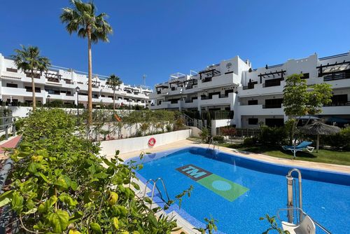 Casa Encarni Prachtig en luxe appartement in San Juan de los Terreros, Andalusië, Spanje met gemeenschappelijk zwembad voor 4 personen. Het appartement is gelegen in een resort en in een residentieel strandgebied....
