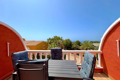 Sophia del Mar Appartement in Benitachell, Costa Blanca, Spanje voor 4 personen. Het appartement is gelegen in een vakantiecomplex met een bar en restaurant, in een kust- en woongebied, dicht bij supermarkten en een tennisbaan, en op 3 km van het strand....