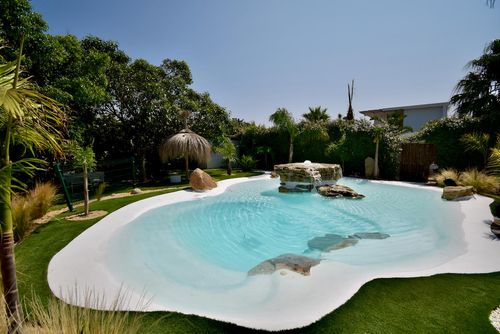 Caribe Superbe et confortable villa à Chiclana de la Frontera, Costa de la Luz, Espagne, avec piscine privée pour 6 personnes. La maison est située dans une zone balnéaire rurale....