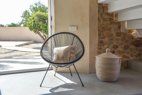 La de Ros Modern and cheerful villa with private pool in Xàbia, Costa Blanca, Spain for 6 people. The house is situated in a residential beach area....