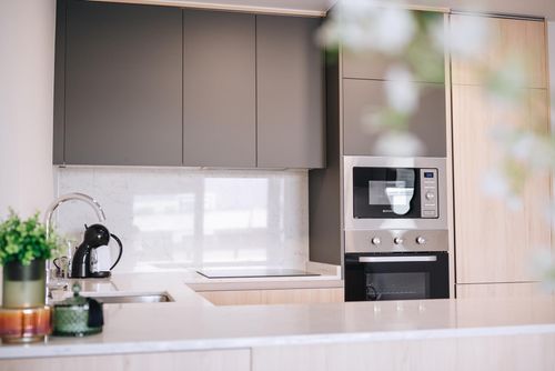 Amanecer IX Penthouse Modern en comfortabel appartement met gemeenschappelijk zwembad in Orihuela Costa, Costa Blanca, Spanje voor 4 personen. Het appartement is gelegen in een kust- en woongebied en dicht bij winkels en supermarkten....