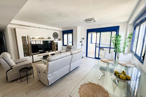 Ferienwohnung Turquesa Dreambeach4all: Calpe, Costa Blanca, Spanien. Wohnzimmer, Wohn-Esszimmer und Klimaanlage