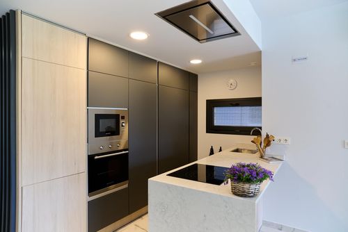 Amanecer Precioso Modern and cheerful apartment with communal pool in Orihuela Costa, Costa Blanca, Spain for 4 persons. The apartment is situated in a residential area, close to shops and supermarkets and 4 km from Cala la Mosca beach....