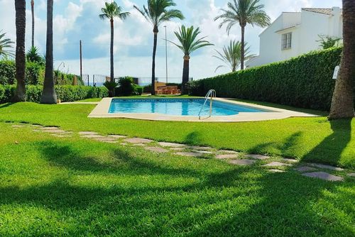 Montgomery Schöne Wohnung in Xàbia, Costa Blanca, Spanien mit Gemeinschaftspool für 3 Personen. Die Wohnung befindet sich 500 m vom Strand El Arenal entfernt....