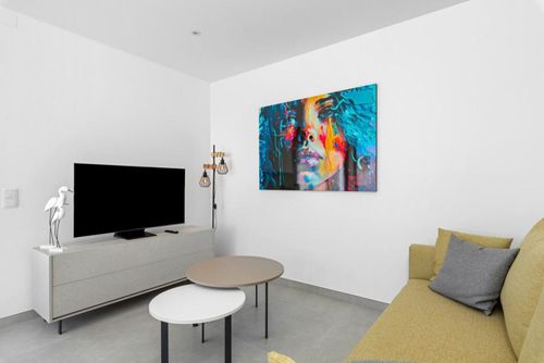 Villa los Antolinos Mooie en luxe villa in San Pedro del Pinatar, Costa Cálida, Spanje met privézwembad voor 6 personen. De villa is gelegen in een residentiële wijk, dicht bij restaurants en bars en op 2 km van het strand....