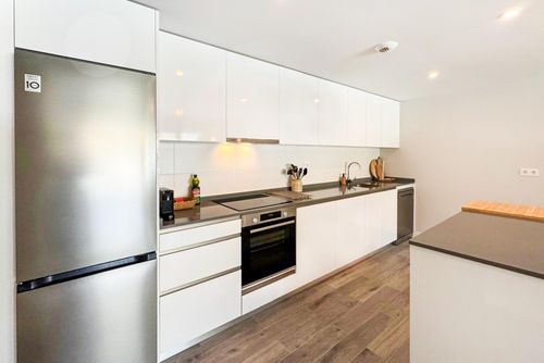 Célere Vitta Nature Winter Modern and luxurious apartment in Mijas Costa, Andalusia, Spain for 4 people. The apartment is situated in a resort, in a coastal and wooded area, 1 km from El Faro Playa beach, 5 km from Fuengirola and 1 km from the Mediterranean Sea....