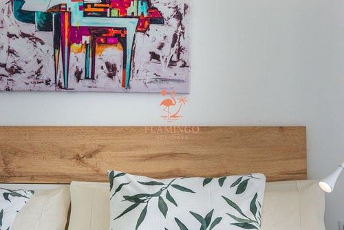 Palmera Apartment Valentino Golf winter Hermoso y alegre apartamento en Villamartín, Costa Blanca, España, con piscina comunitaria para 4 personas. El apartamento se encuentra en una zona residencial montañosa y cerca de restaurantes y bares....