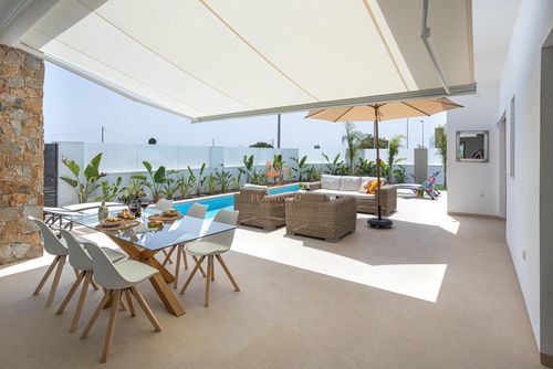 Villa Monastrell Winter Maravillosa y alegre villa de lujo con piscina privada en Saint James, Costa Cálida, España, para 6 personas. La villa está situada en una zona costera y rural, a 3 km de la playa....