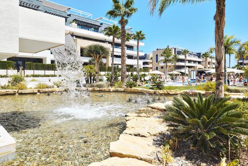 Flamenca Village Winter Large and comfortable apartment with communal pool in Orihuela Costa, Costa Blanca, Spain for 4 persons. The apartment is situated in a holiday complex with bar and restaurant, in a residential beach area, close to shops and supermarkets and 1 km from the beach....