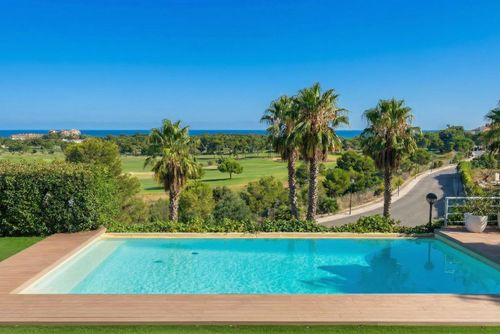 Villa Buen Neguit Golf y Mar Villa with private pool in Sitges, Costa Dorada, Spain for 12 persons. The house is situated in a hilly and residential beach area....