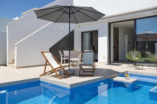 Villa Feliz Geweldige en luxe villa met verwarmd zwembad in San Javier, Costa Cálida, Spanje voor 6 personen. De villa is gelegen in een landelijke strandomgeving en ligt op 3 km van het strand....