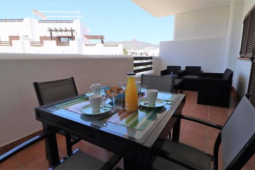 Casa Mario Schönes und helles Apartment mit Gemeinschaftspool in San Juan de los Terreros, Andalusien, Spanien für 6 Personen. Das Apartment befindet sich in einem Ferienkomplex, in einer Wohn- und bergigen Strandgegend, in der Nähe von Restaurants und Bars, Supermärkten und einem Tennisplatz, und ist 500 m vom Strand Playa Nardos entfernt....