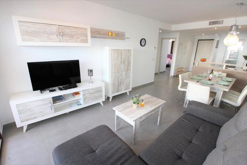 Casa Mario Schönes und helles Apartment mit Gemeinschaftspool in San Juan de los Terreros, Andalusien, Spanien für 6 Personen. Das Apartment befindet sich in einem Ferienkomplex, in einer Wohn- und bergigen Strandgegend, in der Nähe von Restaurants und Bars, Supermärkten und einem Tennisplatz, und ist 500 m vom Strand Playa Nardos entfernt....