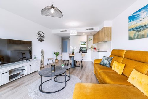 Appartement Sol y Mar Apartamento con piscina comunitaria en Javea, Costa Blanca, España para 4 personas. El apartamento cuenta con 2 dormitorios y 2 baños....