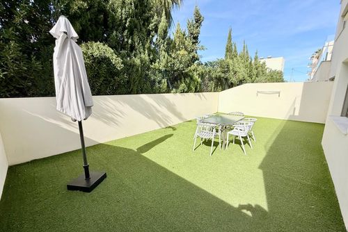 Tierra Marina 15 B4 by homeprive Beautiful and comfortable apartment in Denia, Costa Blanca, Spain with a communal pool for 6 persons. The apartment is situated in a residential beach area, close to restaurants, bars, and supermarkets and just 25 metres from the beach....