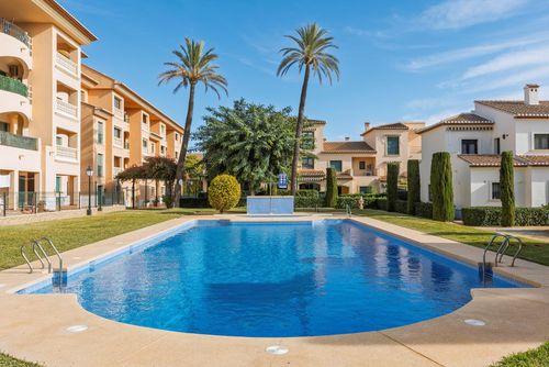 Appartement Del Viento Schöne und komfortable Wohnung mit Gemeinschaftspool in Javea, Costa Blanca, Spanien für 4 Personen. Die Wohnung befindet sich in einer Wohngegend und ist 1 km vom La Grava Strand entfernt....